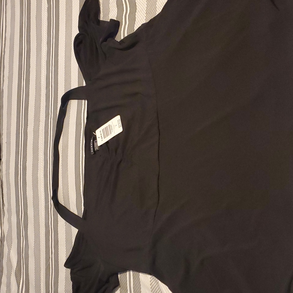 Brand new never worn black top from torrid 🤩